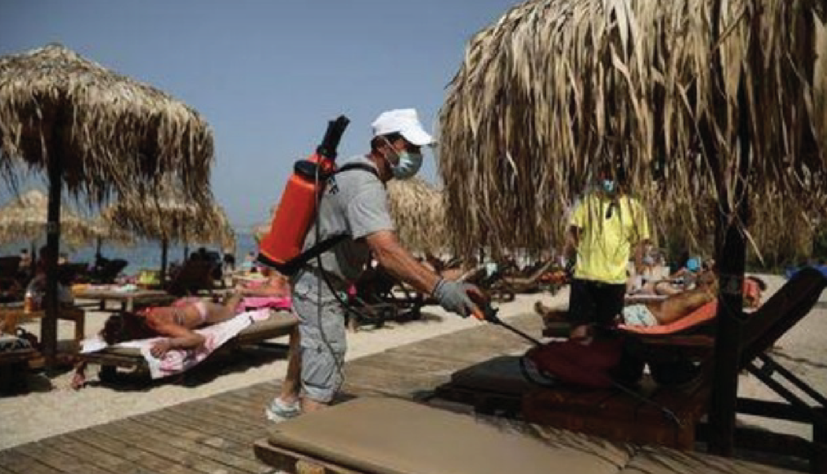 Greece: Total person limits and physical distancing on beaches